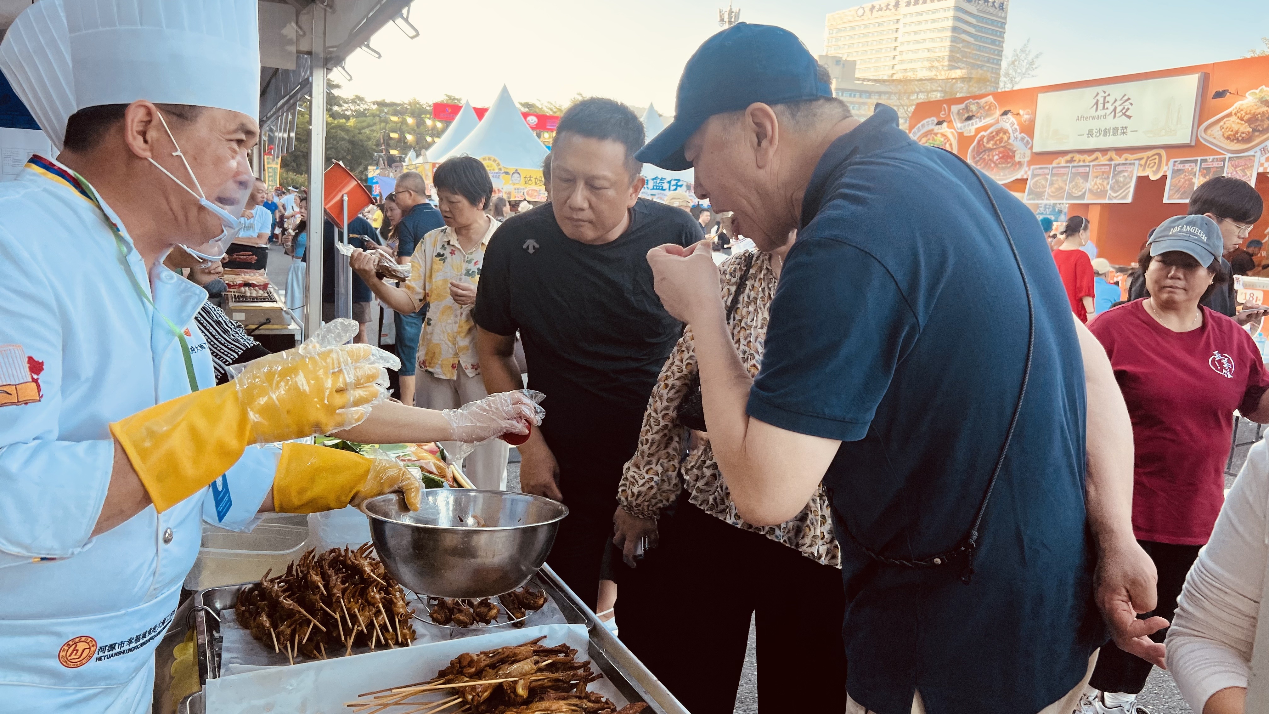 烟火珠海,湾区共味 2026粤港澳美食嘉年华正式开幕