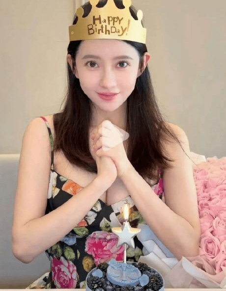 演员白宇疑似当爸，与女友刘萌萌爱情长跑12年