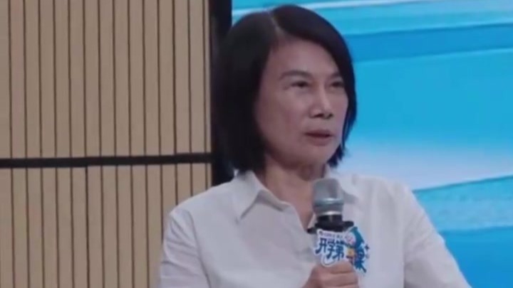 格力技工学校开学第一课，董明珠现场定规矩