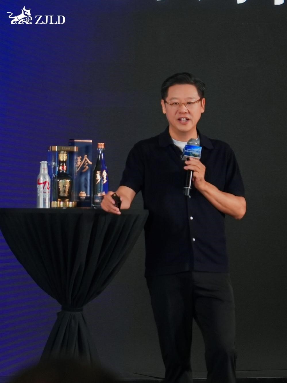 企业要不断创造消费场景!吴向东地域文化百城直播上海场回答网友提问