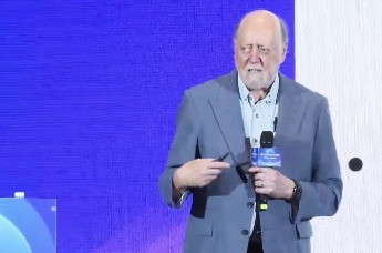 图灵奖得主 Jack Dongarra：计算机里最昂贵的不是计算，而是通信