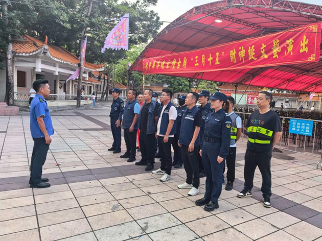 我和西乡北帝三月三庙会|龙珠社区:护航巡游路,守护近五百年民俗的烟火与温度