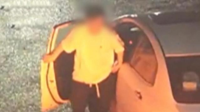 男子酒驾撞车先喊妈 妈妈真来顶包了