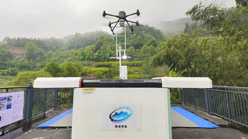 南方山地丘陵区灾害“网-端-云-用”防灾预警监测场景.jpg