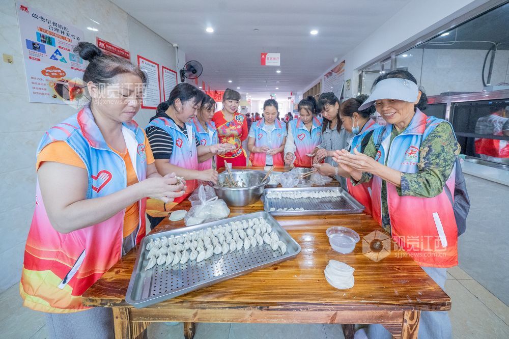 公益活动现场