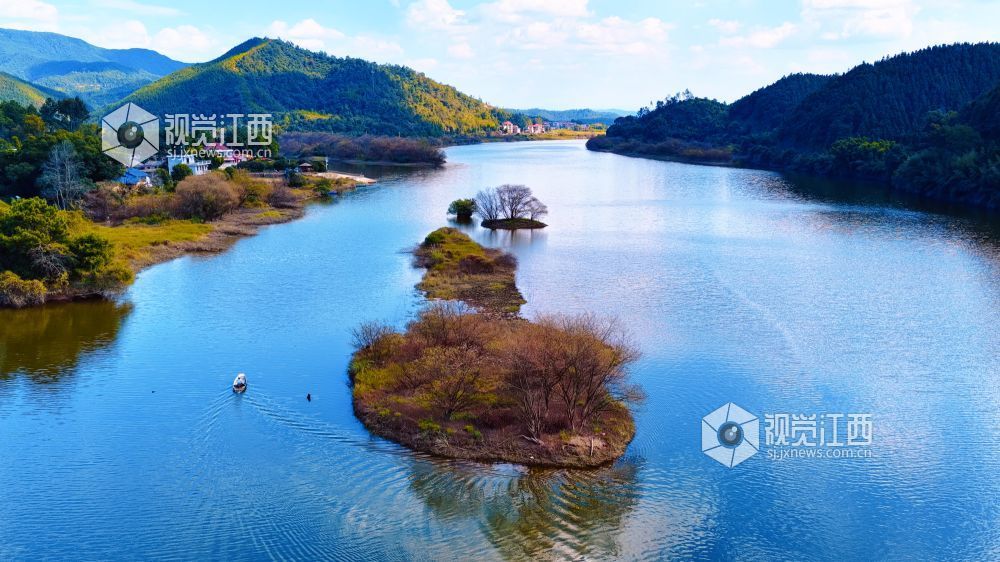 2026年10月18日在江西省吉安市吉水县水南镇水口村拍摄的画面。