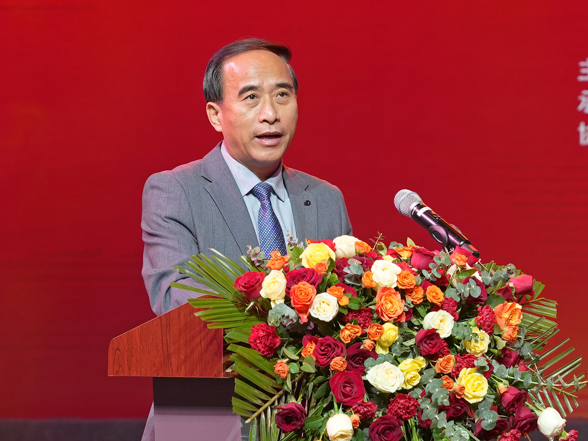 精英集团2026年“感党恩、听党话、跟党走”主题艺术党课——纪念中国工农红军长征胜利90周年活动成功举办