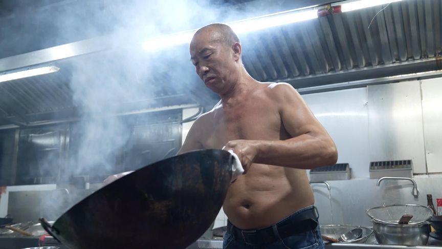 脾气越火爆手艺越好？带你了解“顺德炒王”是怎么练成的