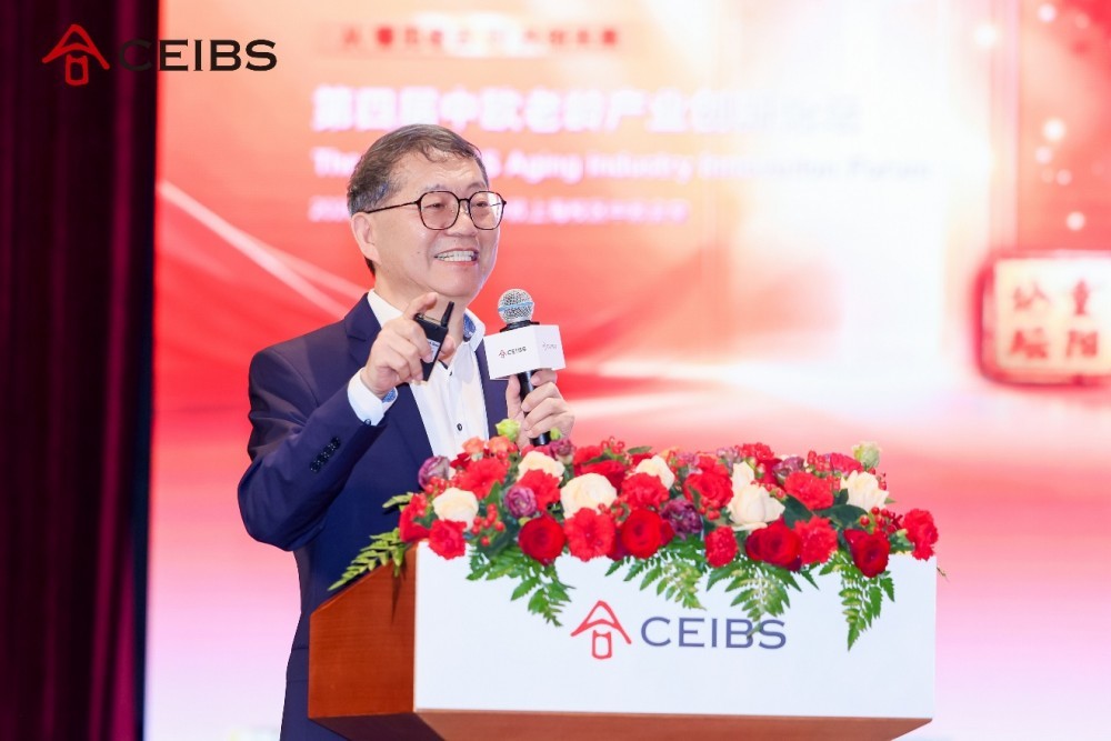 中国科学院院士、中国科学院上海有机化学研究所研究员马大为