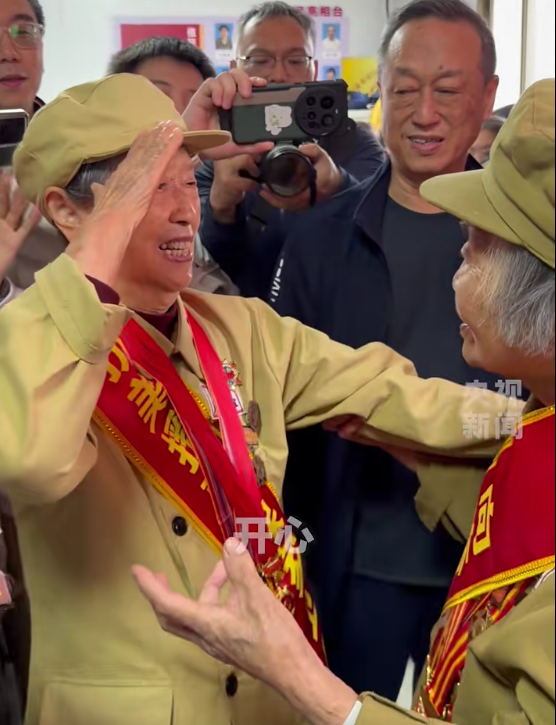 一张旧照牵出72年牵挂!慈溪青岛两地志愿者接力促抗美援朝老战友重逢