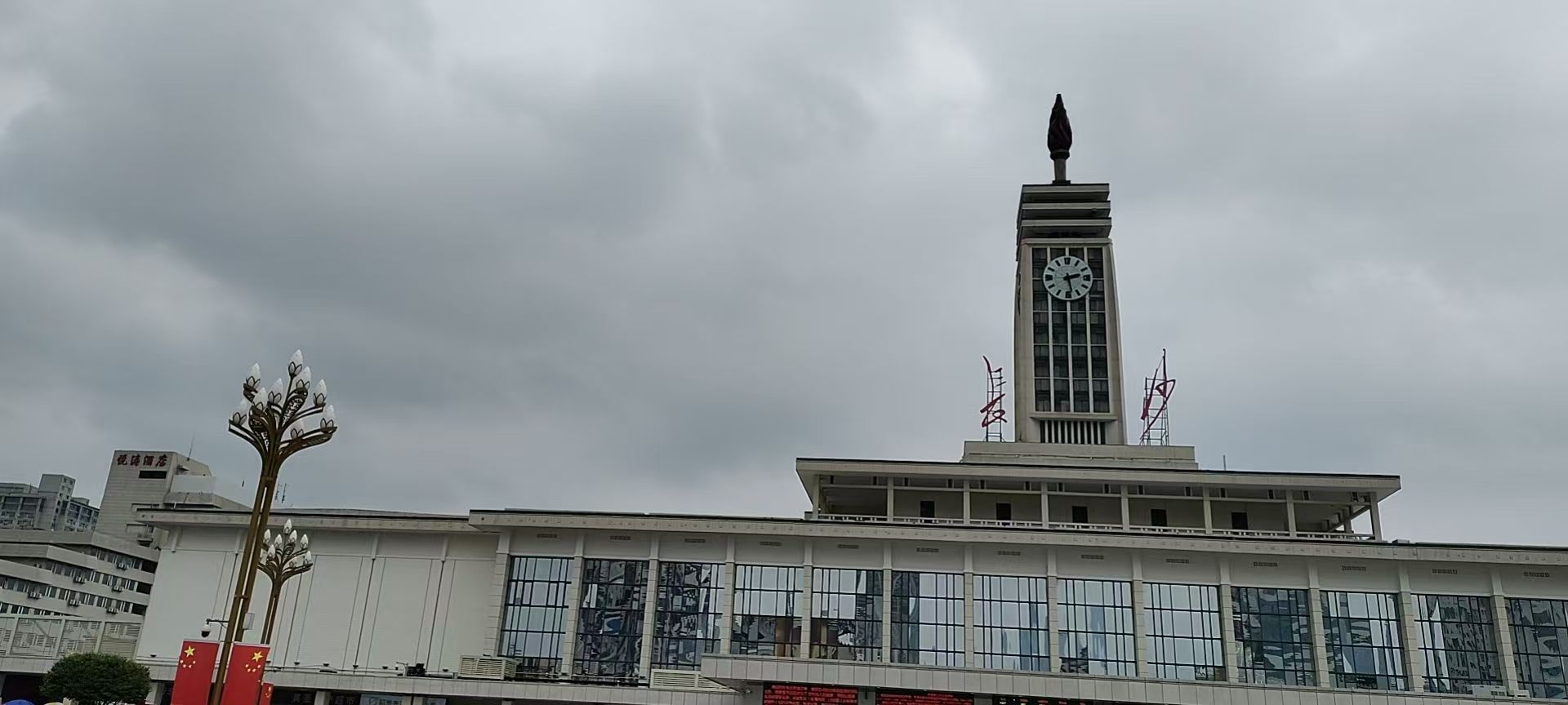 曹政伟:世情暖岁月
