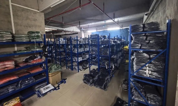 网购低价品牌运动服慎买！合肥警方破获百万售假案