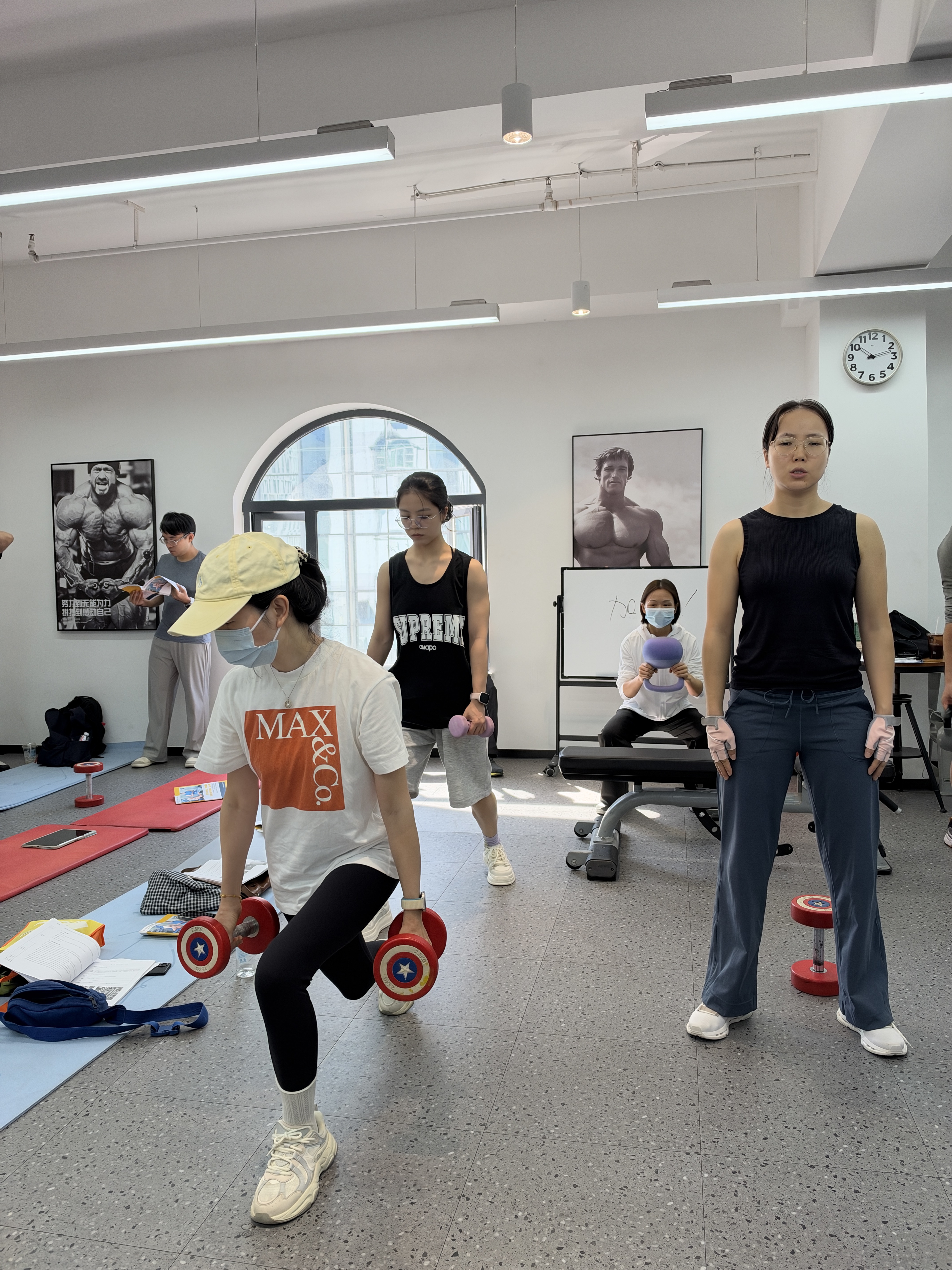 脱下白大褂,换上运动服,医生组团考取健身教练证 深圳体卫融合实践探索迈出开创一步