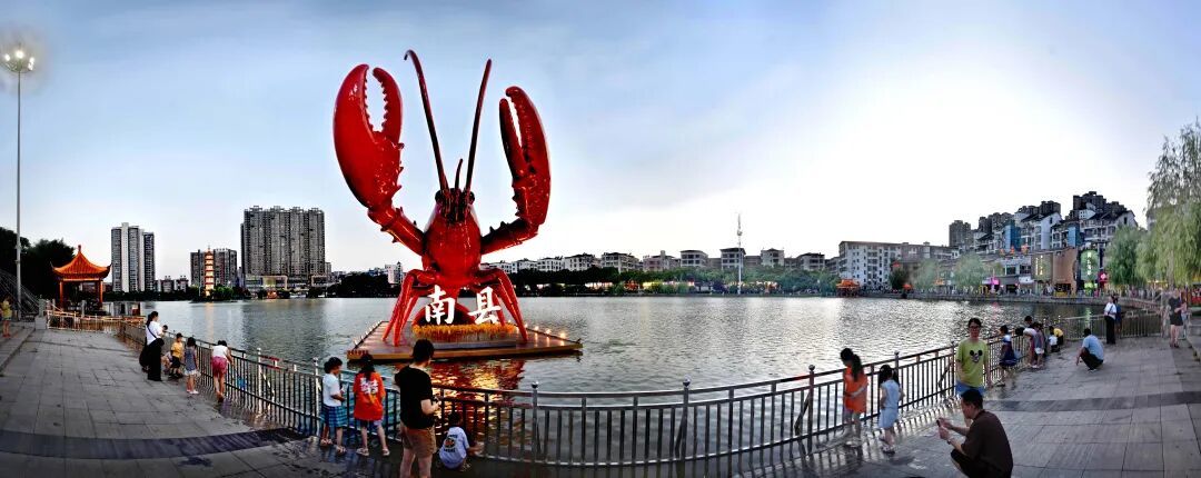 湘伴丨办会不靠砸钱,这座湘北小城靠什么?