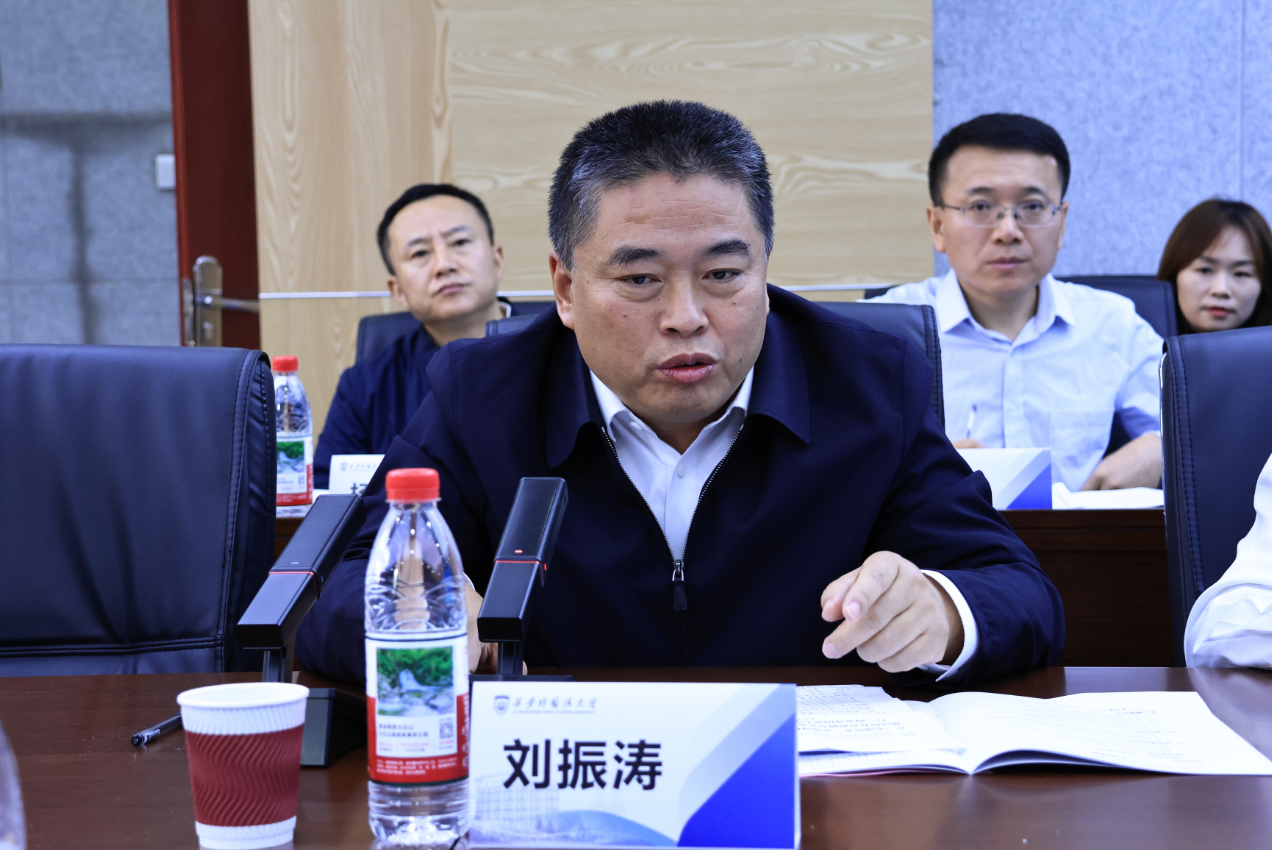 以乡情牵线 以科创聚力|第五届 “走进故乡・走进母校・走进企业” 华南代表团赴陕考察 深化校地企合作