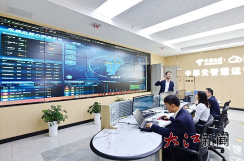 中国电信鄱阳湖智算中心。
