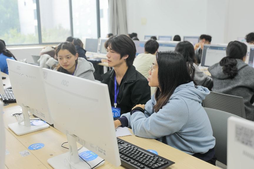 运营对抗赛现场