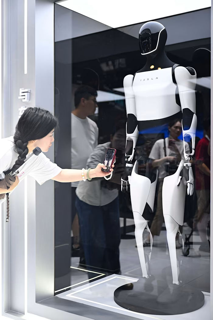 马斯克的“世纪豪赌”，为何要把特斯拉与SpaceX绑在一起？