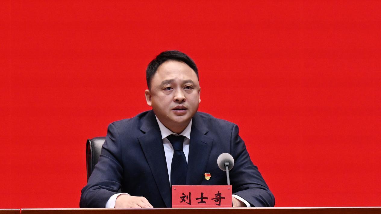 黑龙江省生态环境厅党组成员、副厅长 刘士奇