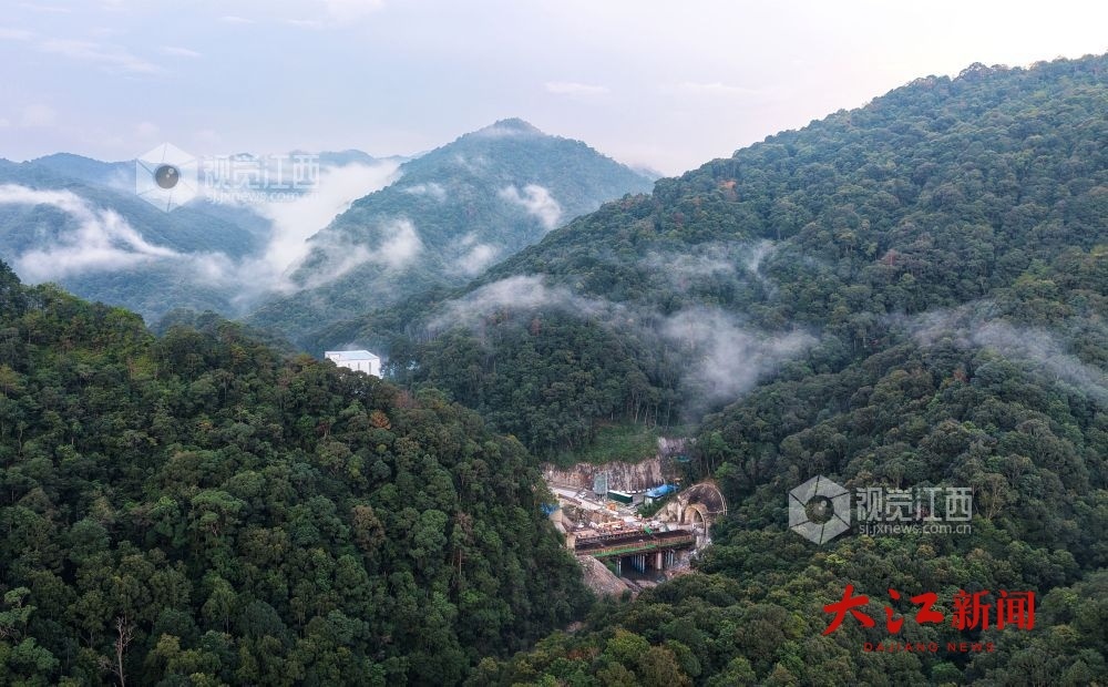 9月24日拍摄的瑞梅铁路三百山隧道进口。胡国林 摄