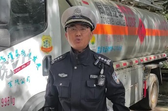 危化品运输这条路上没有“差不多就行” 只有“绝对安全”
