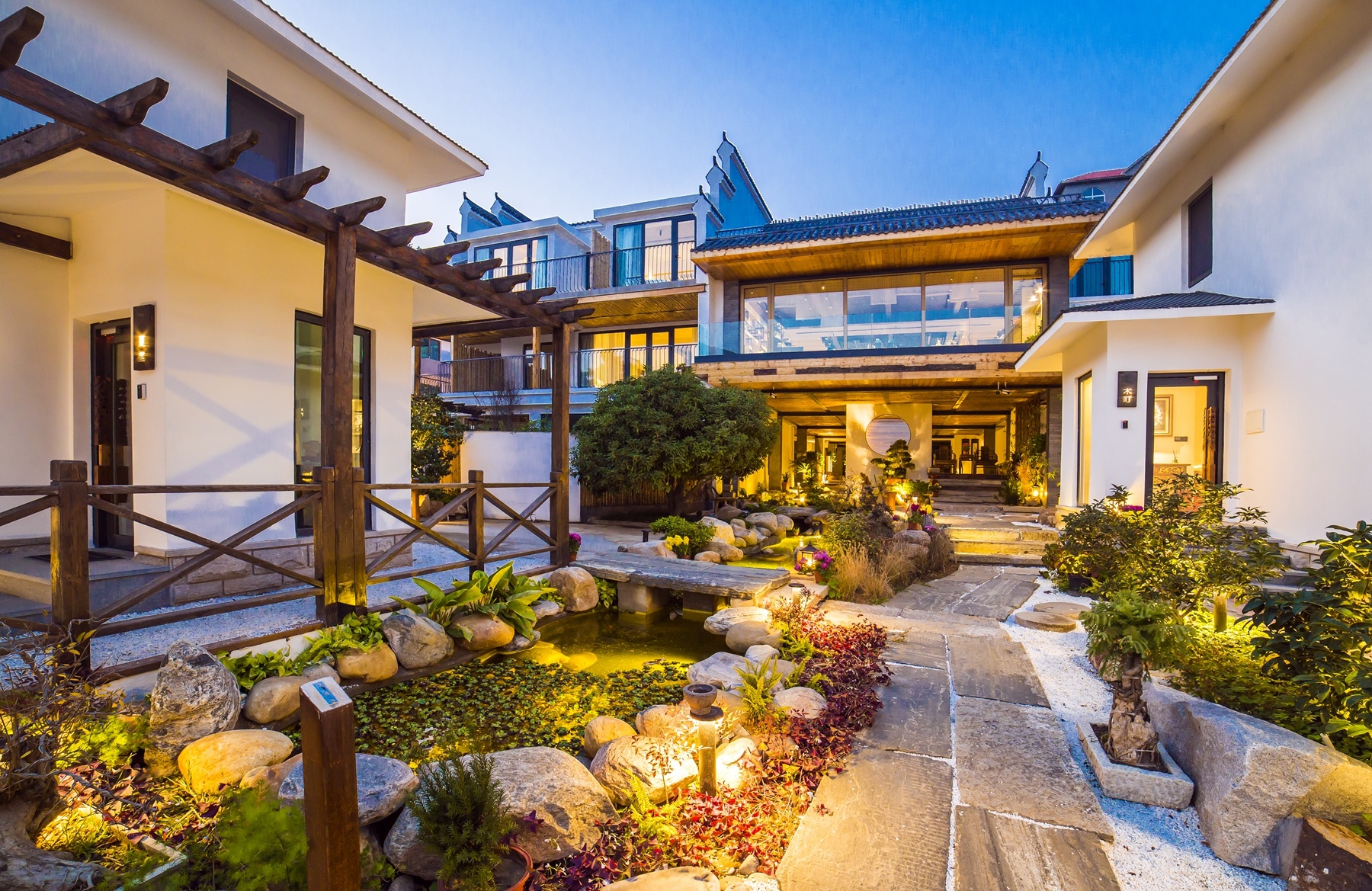 青岛乡里乡亲丨党建引领乡村治理成效 党建赋能滨海乡村,东麦窑村走上转型之路
