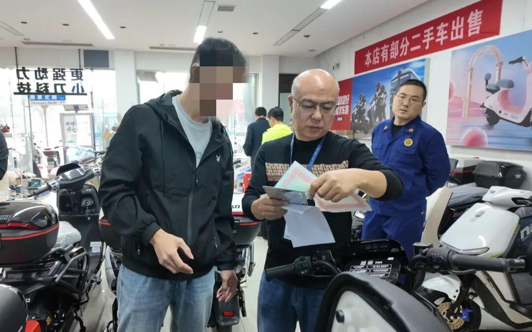 当场扣押,立案处理!北湖突击检查电动车门店