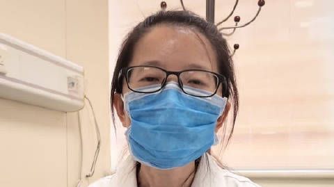 #多饮多尿当心患尿崩症#【#一天喝13升水确诊尿崩症#】吴女士一天要