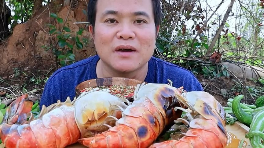泰国巨型烤虾！3只管饱，吃到撑