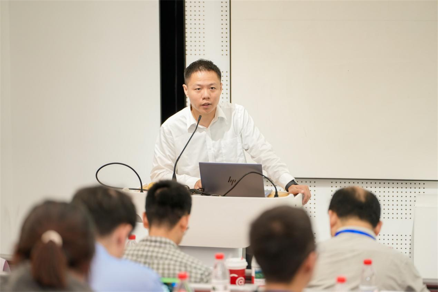 聚焦“两个统筹” 共探涉外法治创新“浙江范式”——浙江省法学会国际经济法学研究会2026年学术年会在宁波成功举行