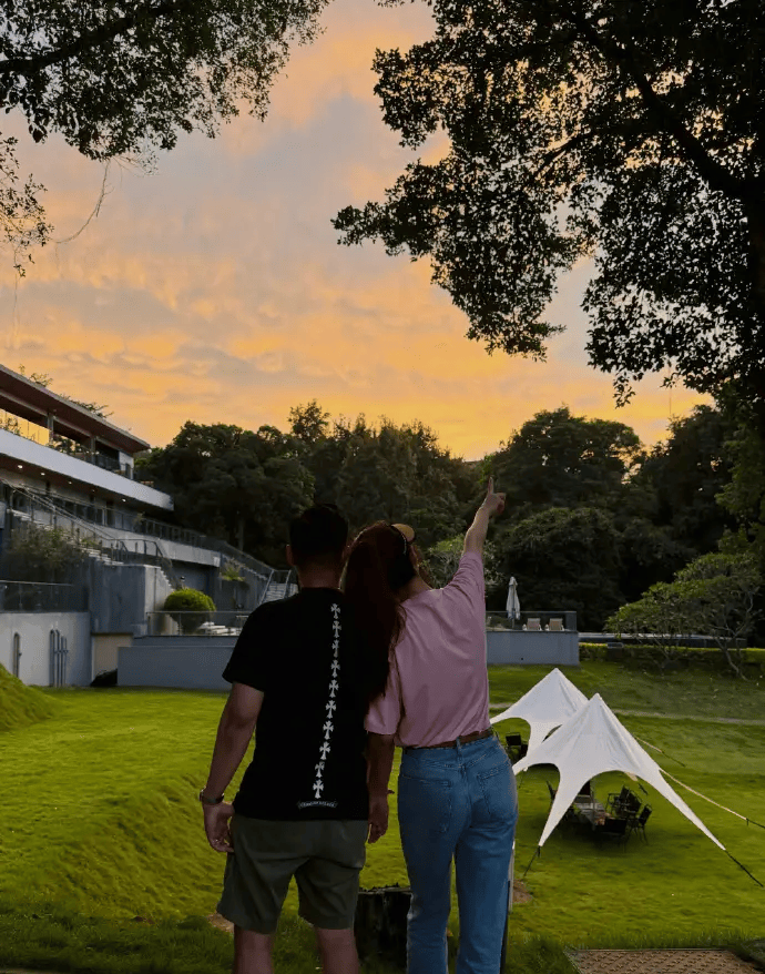 熊黛林发文庆祝结婚十周年：简简单单也很好