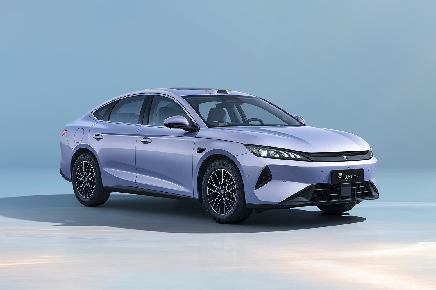 空间更大/综合续航2290km 第三代秦PLUS DM-i上市限时价7.69万元起