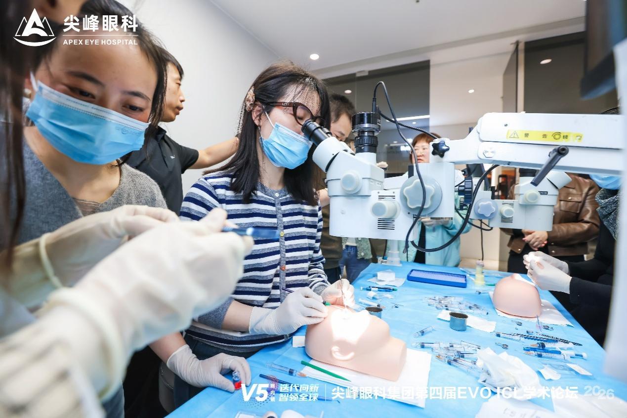 如图片无法显示,请刷新页面