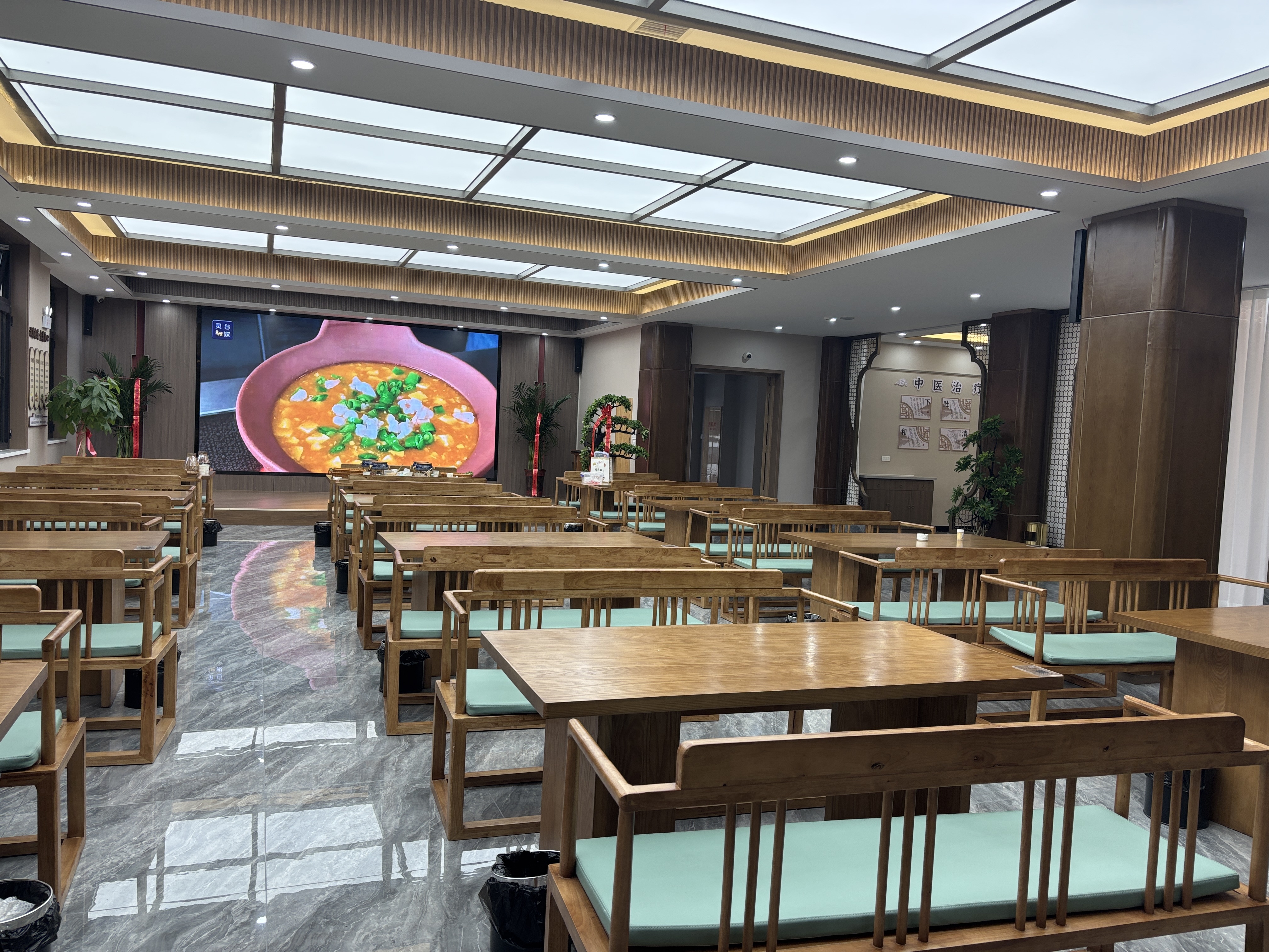 （谧膳坊散客区）