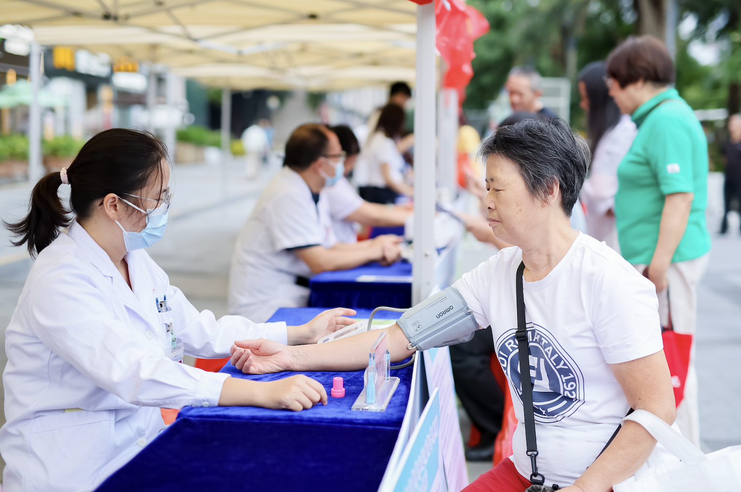 “无烟龙岗·健康家庭”2026年深圳市龙岗区市民戒烟竞赛圆满落幕