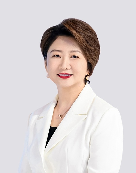(罗氏制药中国总裁边欣女士)