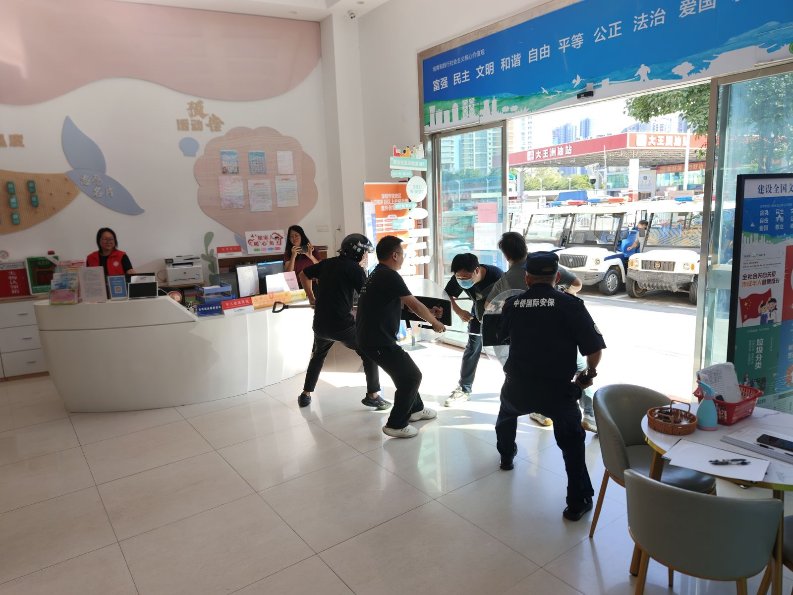 当好东道主 人人添光彩——蚝业社区应急演练为盛会守好“家门口”
