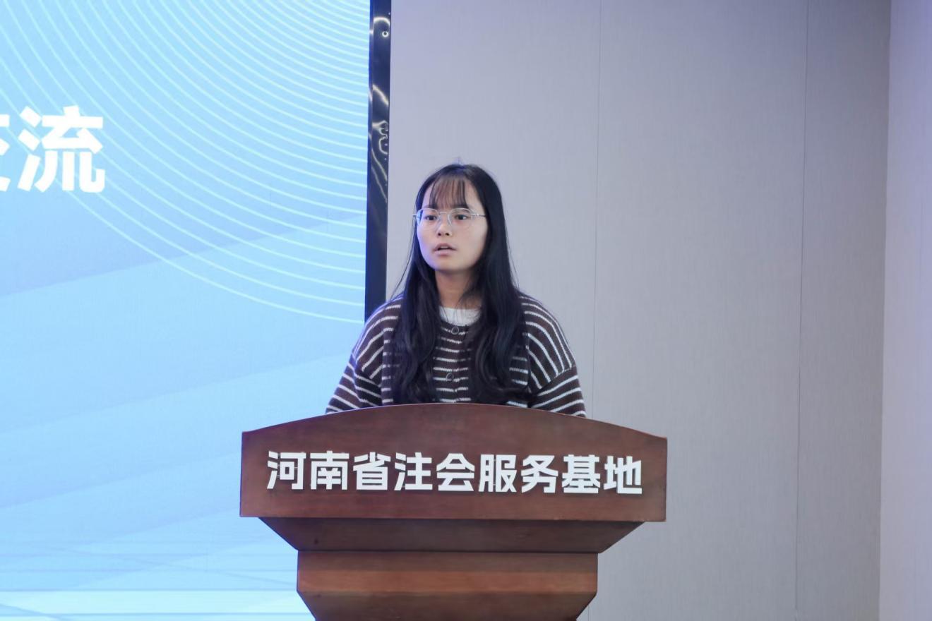 学生代表发言
