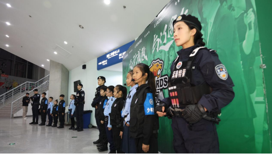 文明观赛，少年同行 | 沈阳市少年警校旅游警察宣讲团亮相CBA沈阳主场