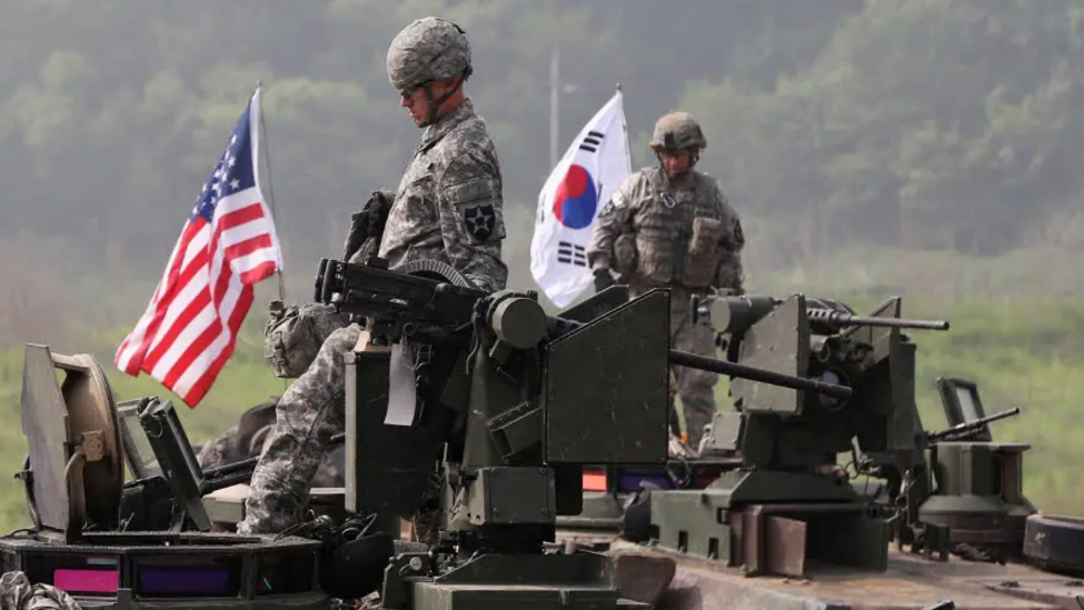 美国海军陆战队第三远征军首次在韩国举行多域侦察训练