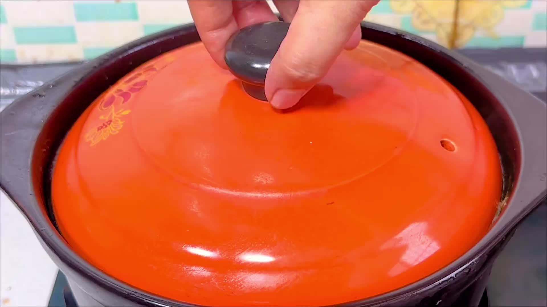 白菜豆腐炖粉条想要好吃，记住这几个关键诀窍，鲜香味美超下饭
