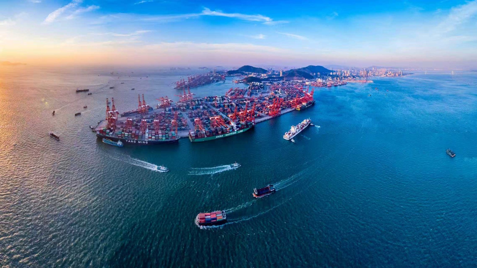 深圳港绿色航运走廊建设再添新成果 蛇口集装箱码头与巴西TCP港区共建"绿色航运长廊"