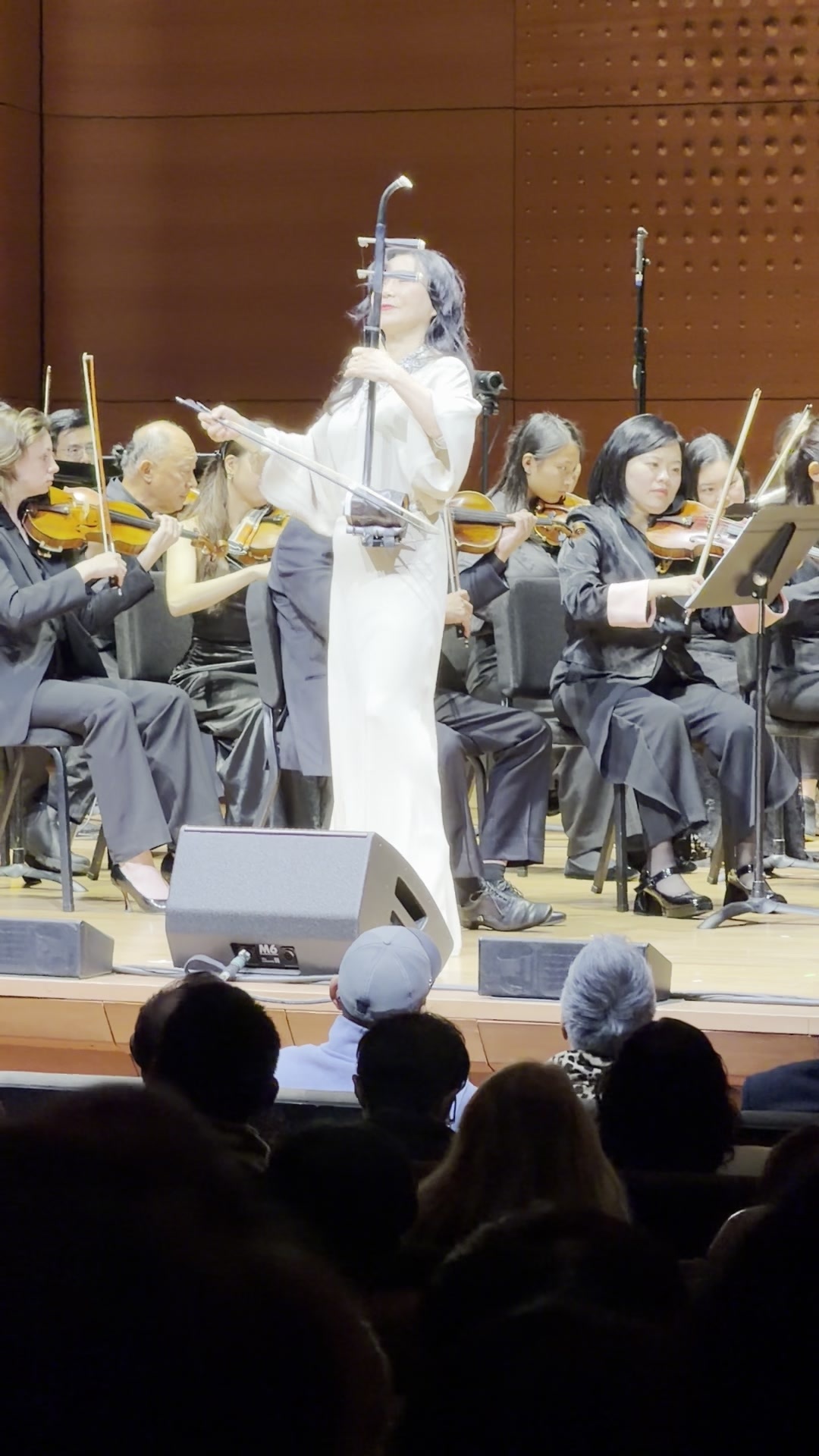 程琳：让歌声与二胡响彻纽约林肯中心