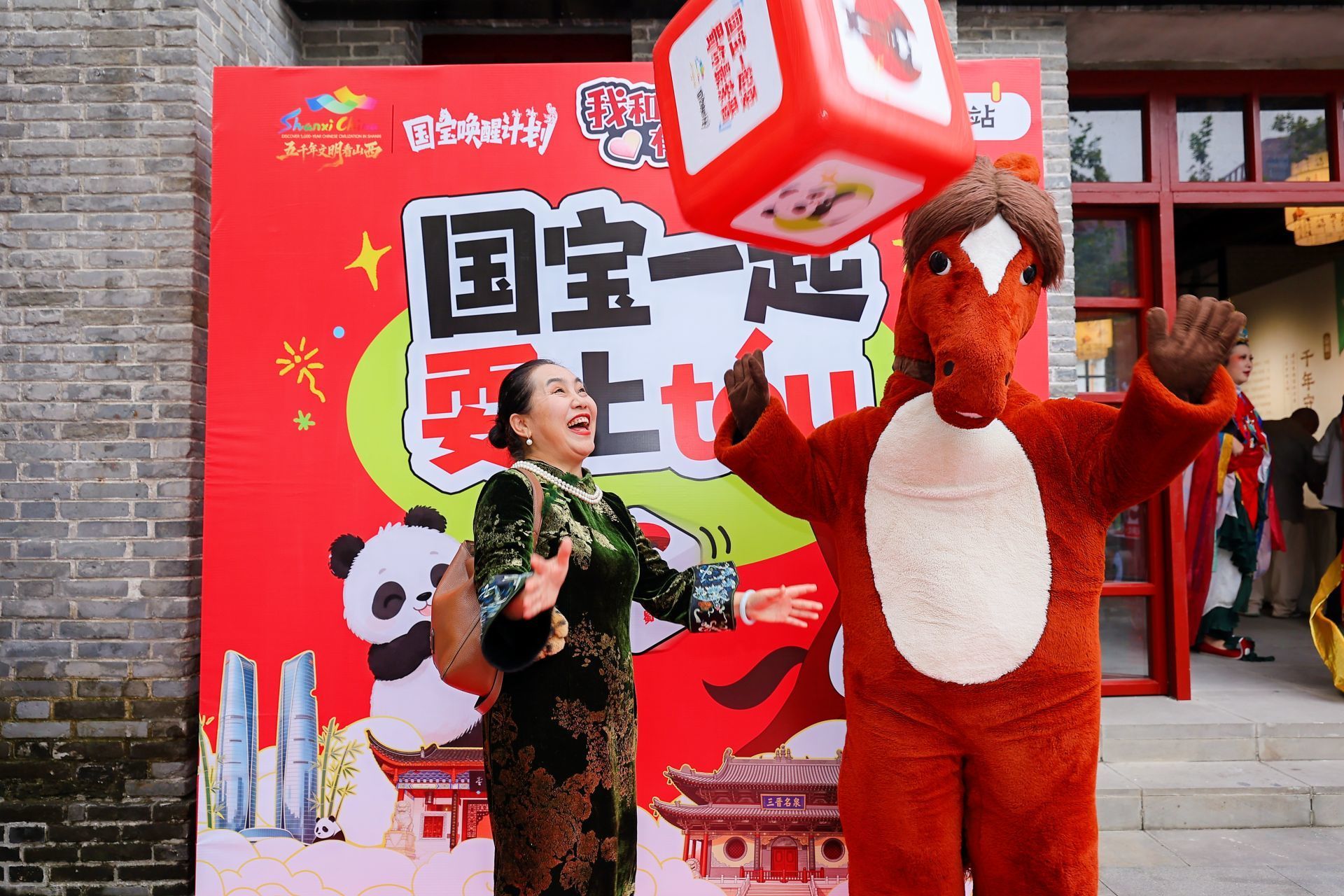 从壁画“彩蛋”到国宝“顶流”：“马娜丽莎”如何唤醒千年文脉