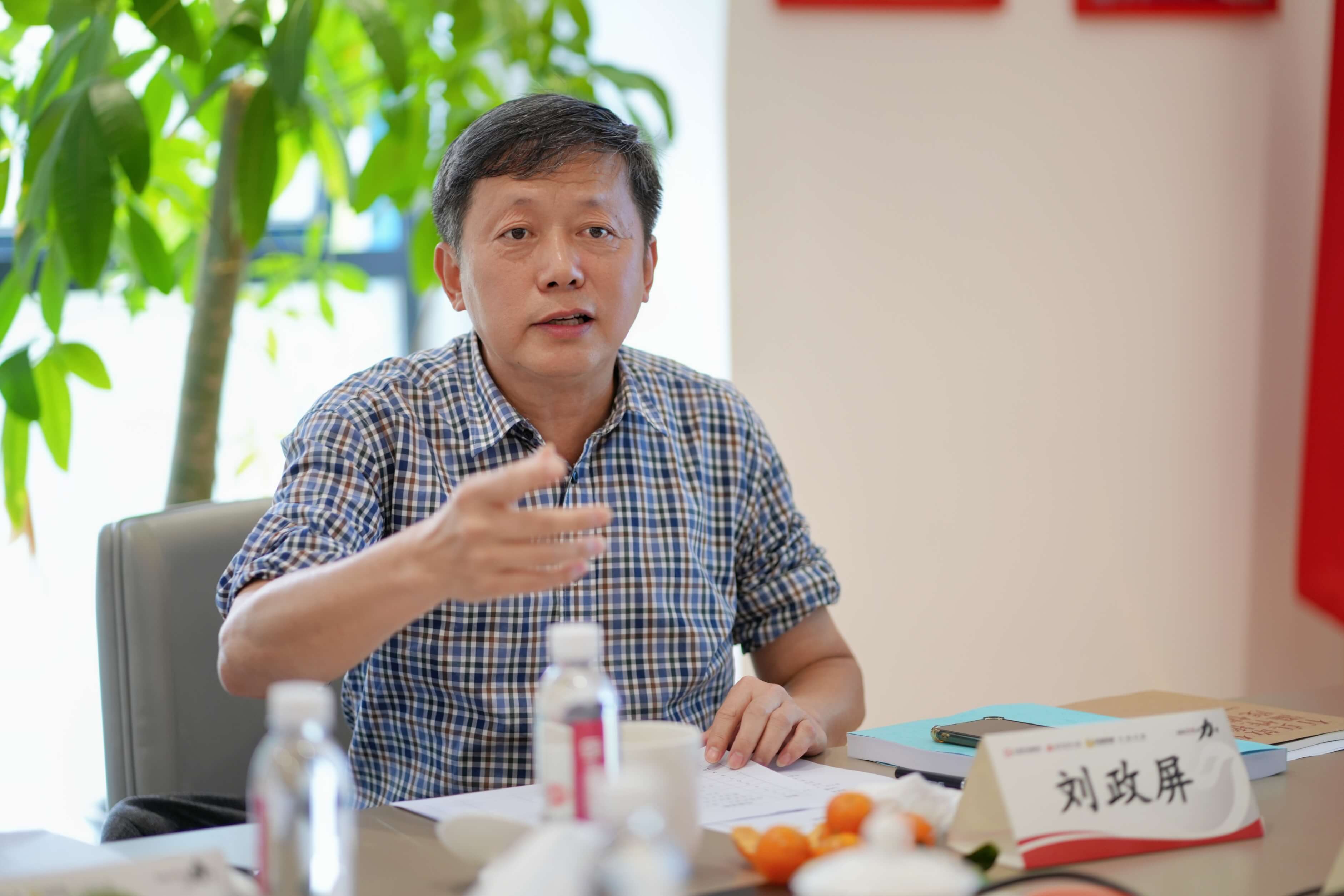 “江南江北我的家”主题文艺作品征集大赛评审现场